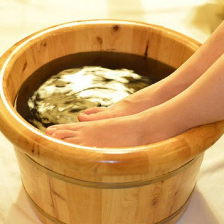 NGÂM CHÂN THẢO DƯỢC, MASSAGE CHÂN (5 LẦN)